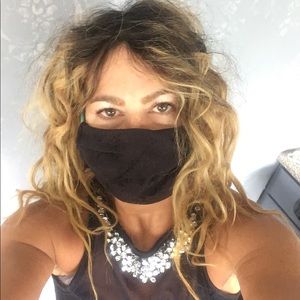 Meet your Posher, Renee